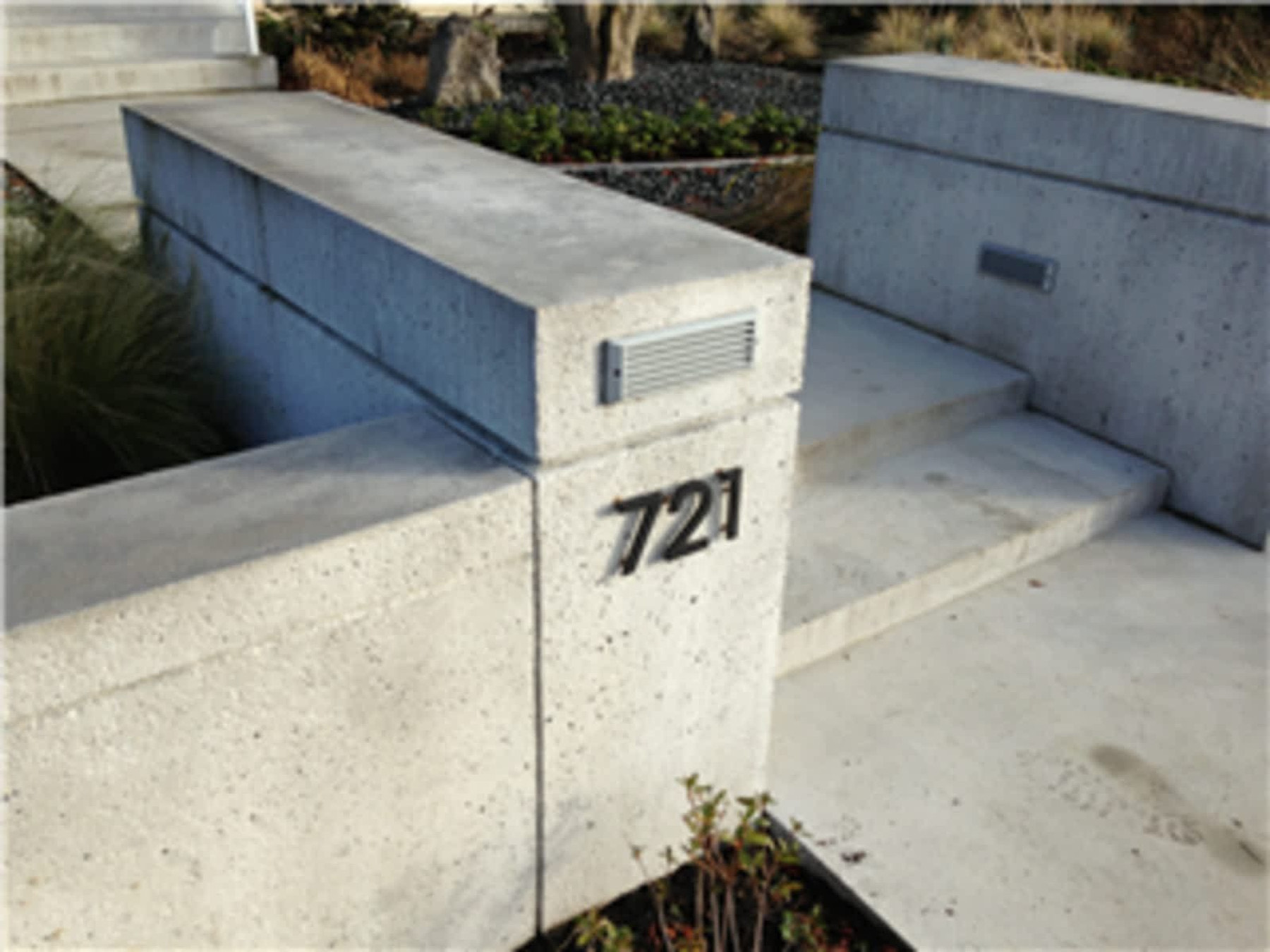 Board-formed architectural concrete retaining wall